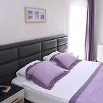 A & Апартаменты